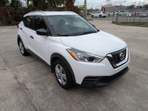 2019 Nissan Kicks S