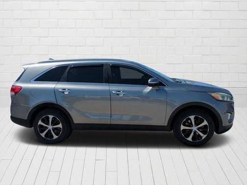 2017 Kia Sorento EX