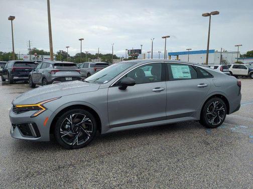 2025 Kia K5 GT-Line