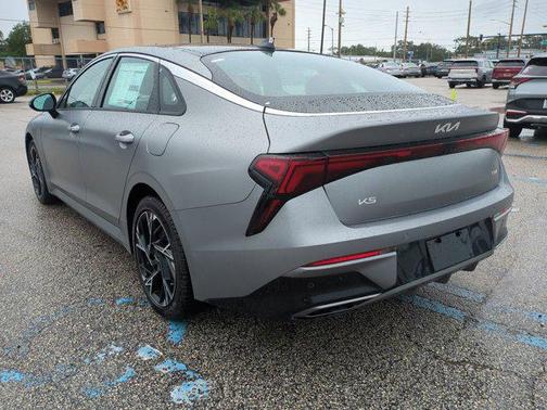2025 Kia K5 GT-Line