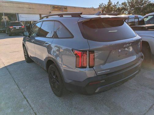 2023 Kia Sorento S