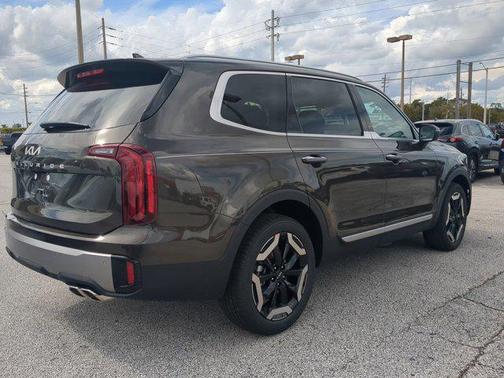2025 Kia Telluride S
