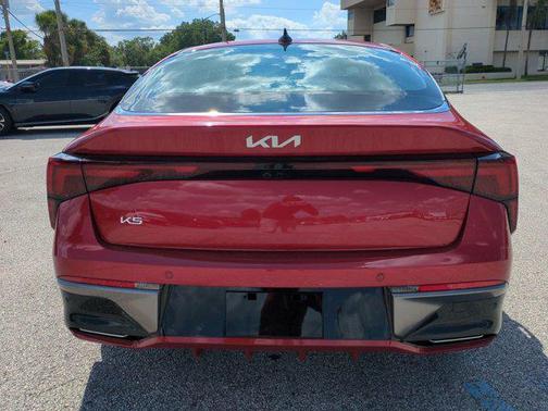 2025 Kia K5 LXS