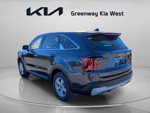 2025 Kia Sorento LX