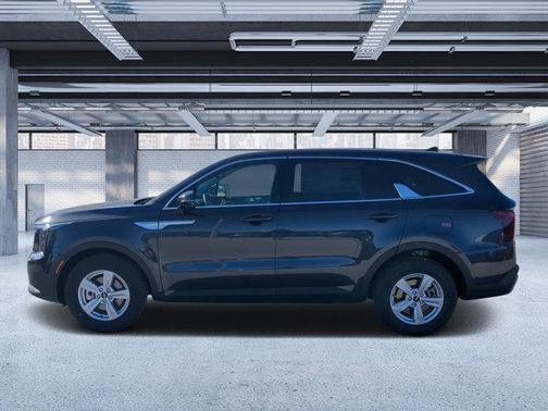 2025 Kia Sorento LX