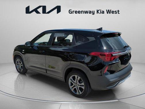 Cherry Black 2023 Kia Seltos LX