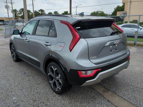 2025 Kia Niro Touring