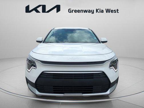2025 Kia Niro LX