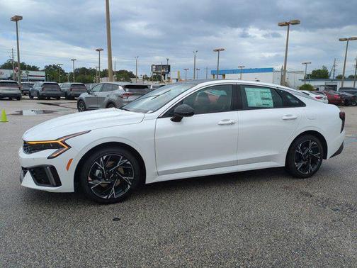2025 Kia K5 GT-Line