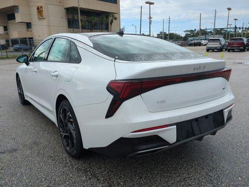 2025 Kia K5 GT-Line