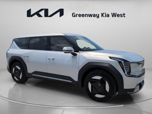 Ivory Silver 2026 Kia EV9 Light Long Range
