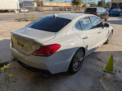 2020 Genesis G70 2.0T RWD