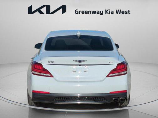 2020 Genesis G70 2.0T RWD
