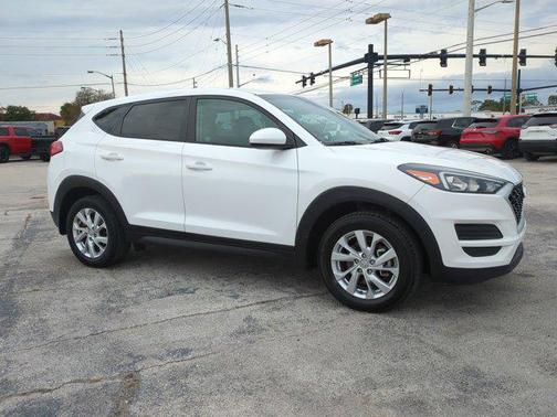 2020 Hyundai TUCSON SE