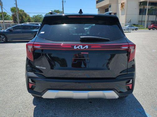 2025 Kia Seltos S