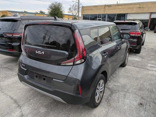2024 Kia Soul LX