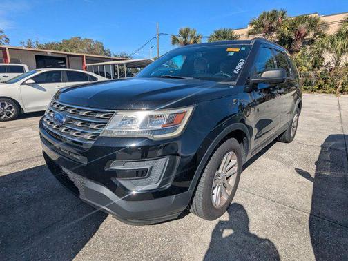 2017 Ford Explorer Base