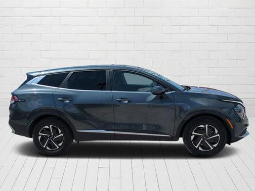 2024 Kia Sportage Hybrid LX