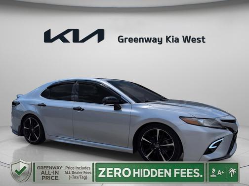 Celestial Silver Metallic 2018 Toyota Camry XSE