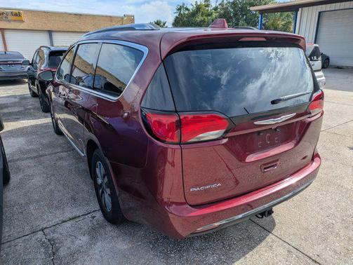 2020 Chrysler Pacifica Touring-L Plus