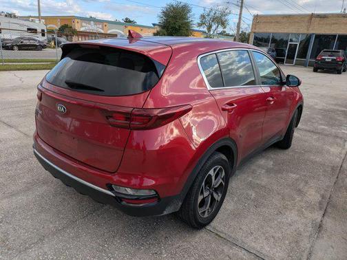 2022 Kia Sportage LX