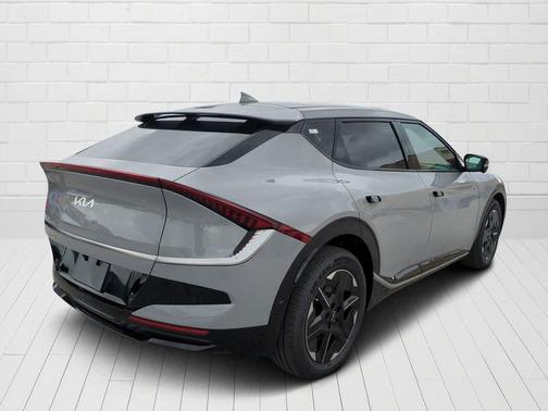 2025 Kia EV6 Wind