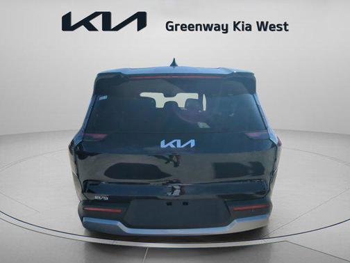 2026 Kia EV9 Light Short Range