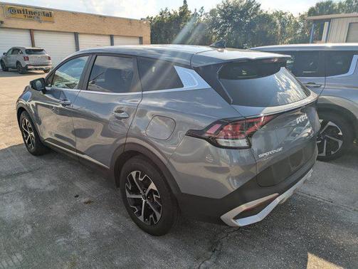 2025 Kia Sportage EX