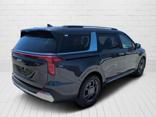 2025 Kia Carnival SX