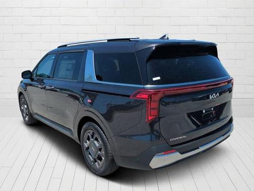 2025 Kia Carnival SX