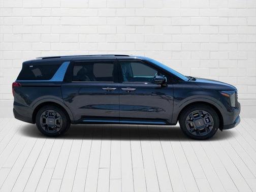 2025 Kia Carnival SX