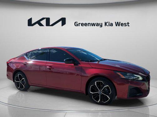 2023 Nissan Altima SR Intelligent AWD