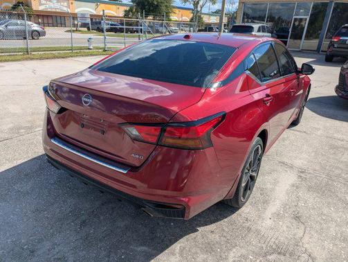 2023 Nissan Altima SR Intelligent AWD