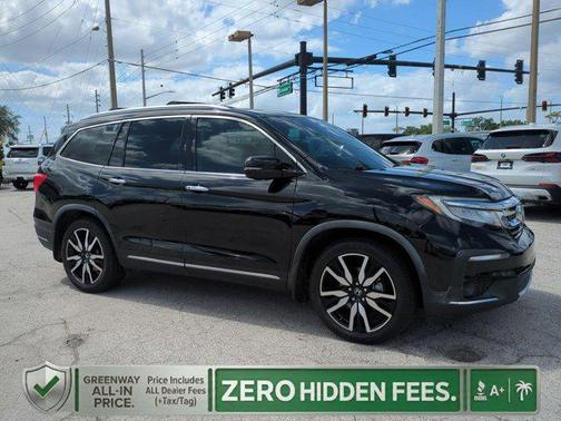 Crystal Black Pearl 2020 Honda Pilot Touring 8-Passenger