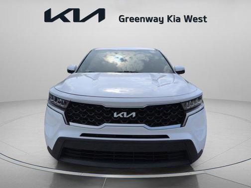 Glacial White Pearl 2022 Kia Sorento LX