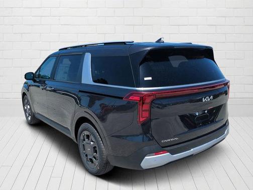 2025 Kia Carnival Hybrid EX