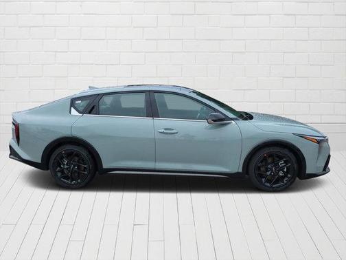 2025 Kia K4 GT-Line Turbo