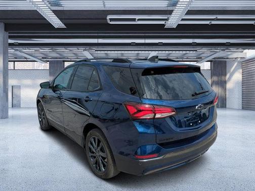 2022 Chevrolet Equinox FWD RS