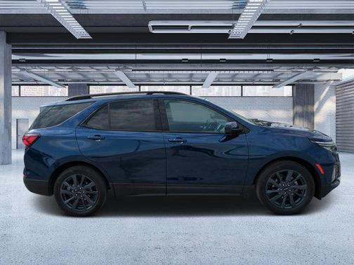 2022 Chevrolet Equinox FWD RS