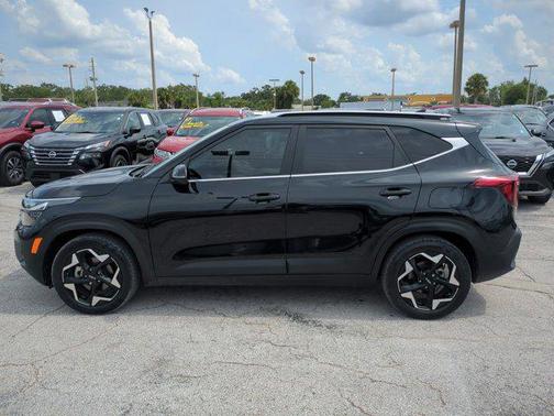 2024 Kia Seltos EX