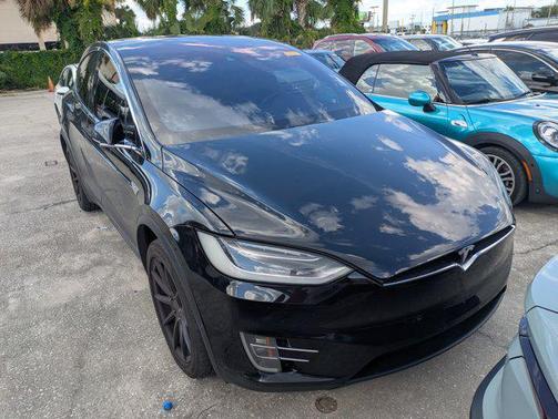 2016 Tesla Model X 90D
