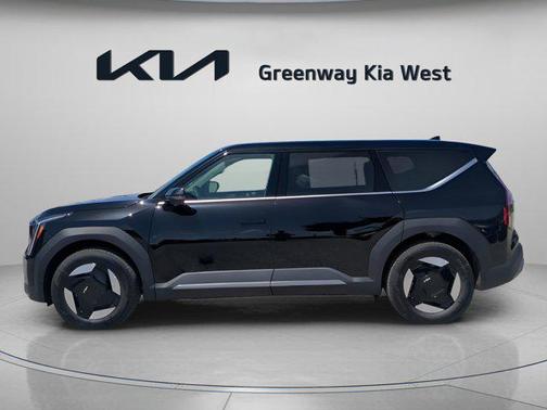 2026 Kia EV9 Light Short Range