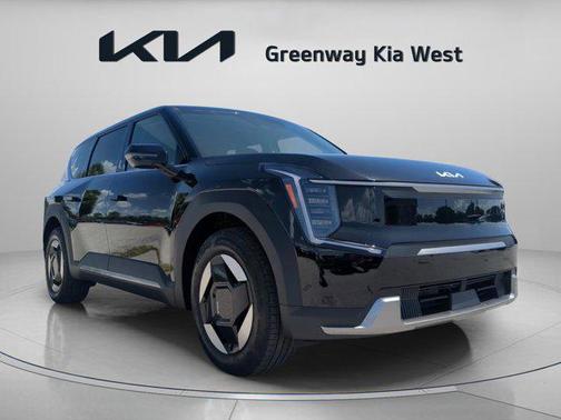 2026 Kia EV9 Light Short Range