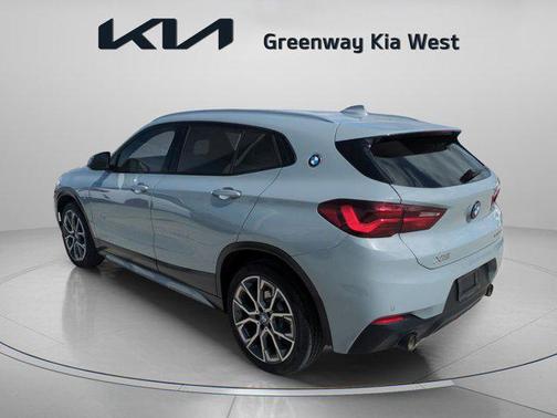 2022 BMW X2 sDrive28i