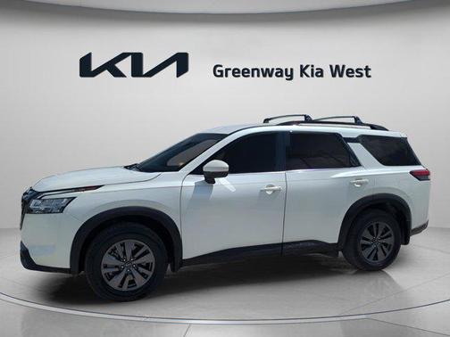 2022 Nissan Pathfinder SV 2WD