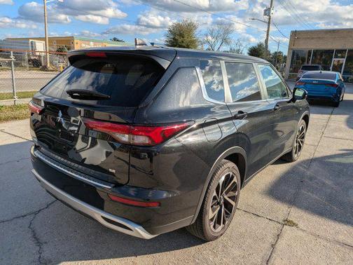2024 Mitsubishi Outlander SE 2.5 2WD