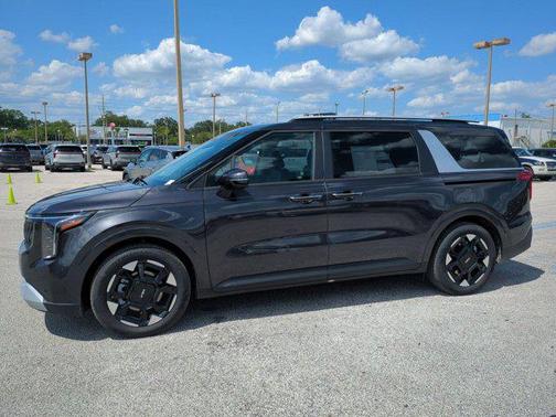 2025 Kia Carnival EX