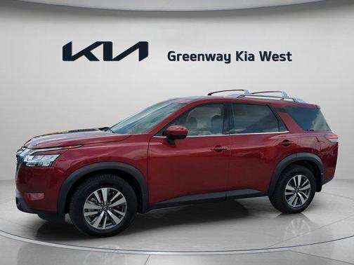 2022 Nissan Pathfinder SL 2WD