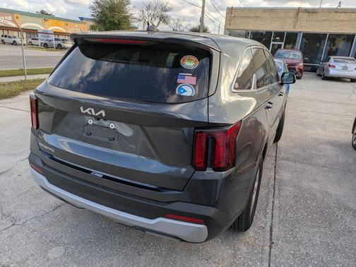 2024 Kia Sorento LX