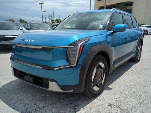 2024 Kia EV9 Wind